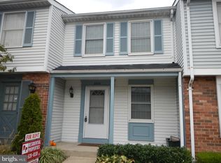 2826 S Meade St, Arlington, VA 22206