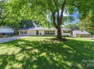 1631 Wendover Ct, Rock Hill, SC 29732