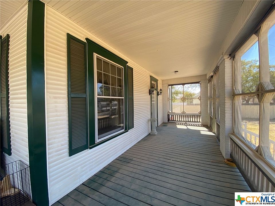 1314 Pidcoke St, Gatesville, TX 76528 | Zillow