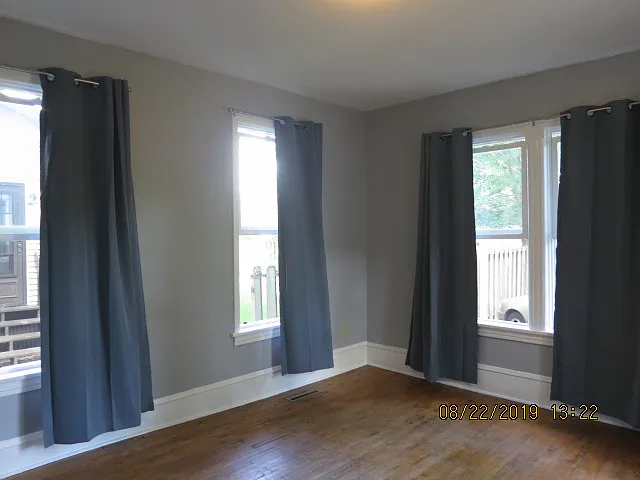 Main Bedroom #3 $660 11' X 13' walk in closet