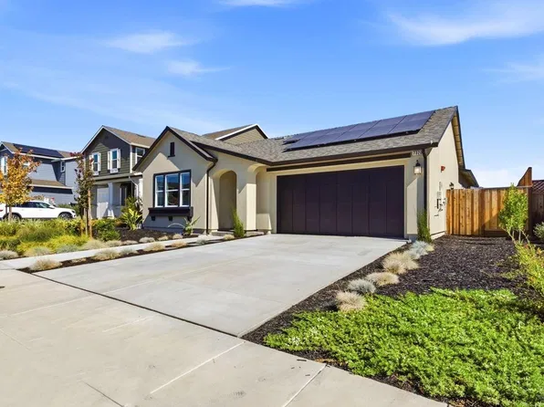 7320 Willowglen Drive, Rohnert Park, CA 94928