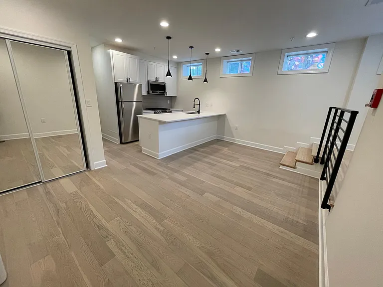 75 Florida Ave NW #1 — Photo 5