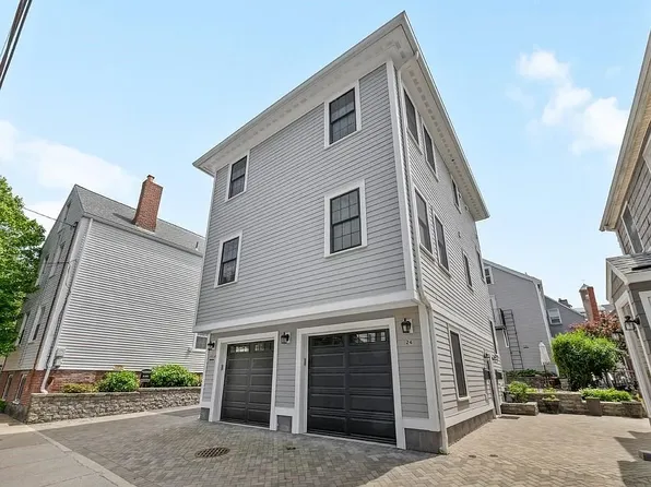 24 Winter St #1, Cambridge, MA 02141