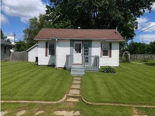 106 N Olive St Photo 1
