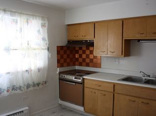 18306 Exchange Ave APT 2, Lansing, IL 60438