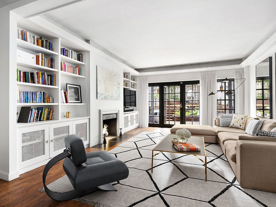 1st image of 463 W 22nd St #A