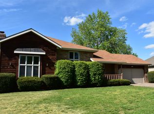 1551 W Highpoint Cir, Springfield, MO 65810