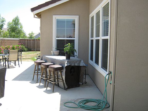 Patio and landscaped