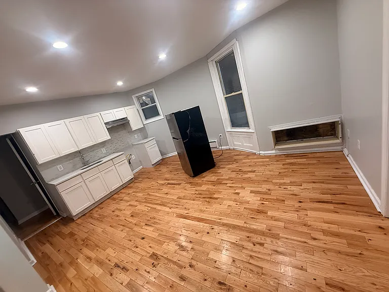 740 Clinton Ave #1 — Photo 6