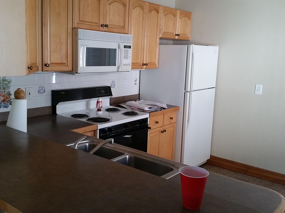 2nd image of 4736 9th St N