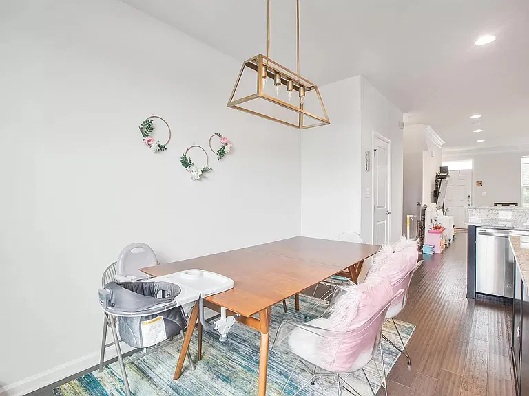 1117 Trenton Pl SE — Photo 6