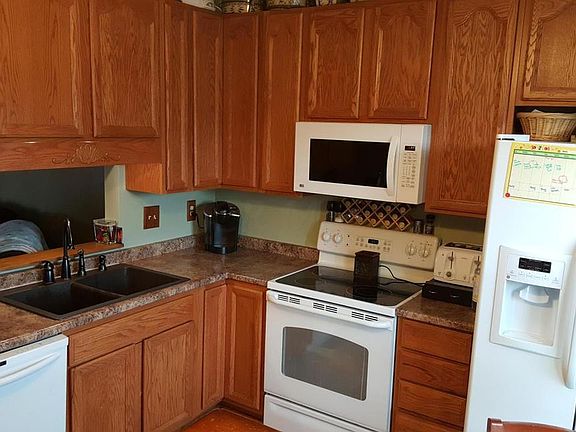 2nd image of 7008 Candlish Dr