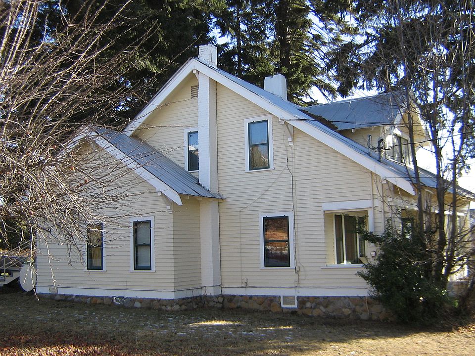 1st image of 624 S Mount Shasta Blvd