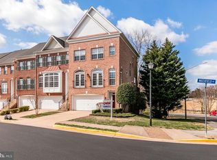 6450 Waterfield Rd, Alexandria, VA 22315