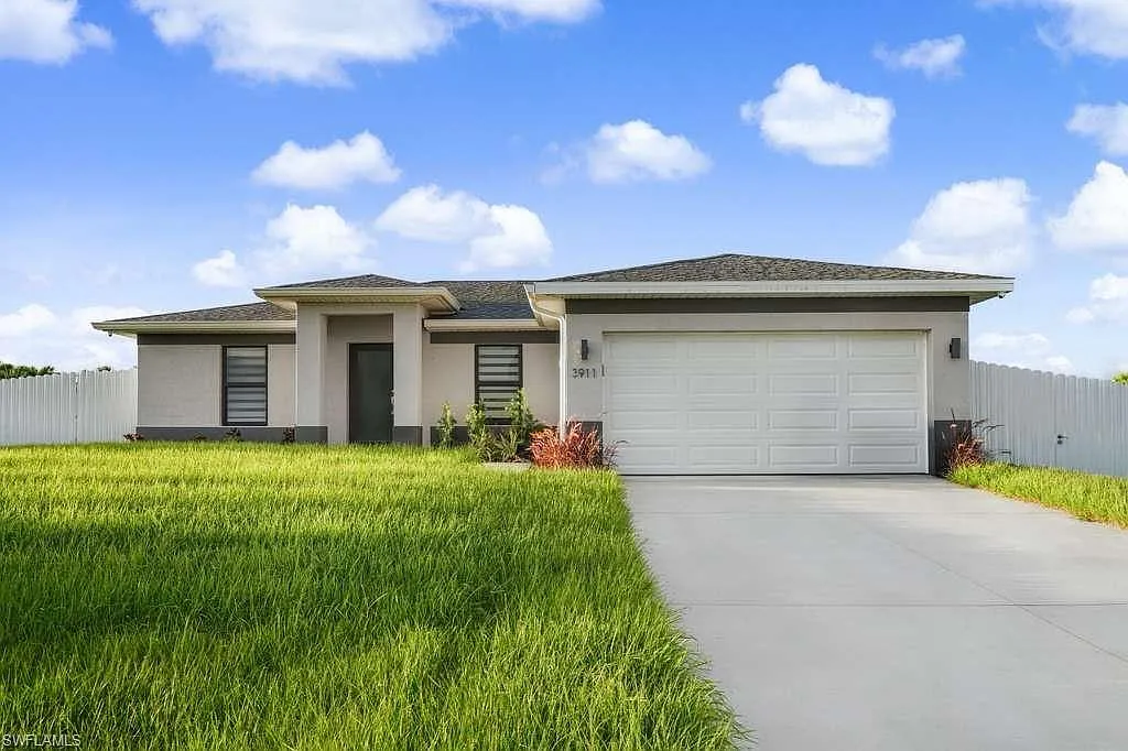 3 bed, 2.0 bath, 1363 sqft, $3,500 — Photo 1