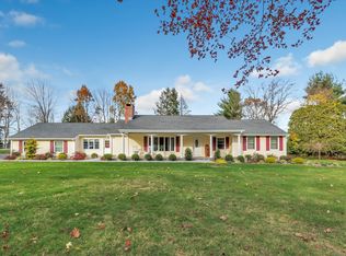 243 Leavenworth Rd, Shelton, CT 06484