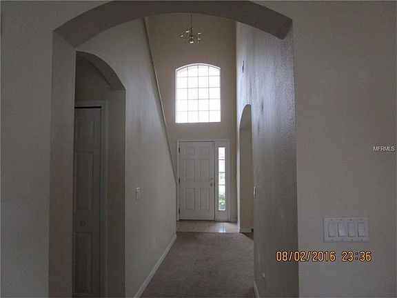 3rd image of 9607 Jasmine Brook Cir