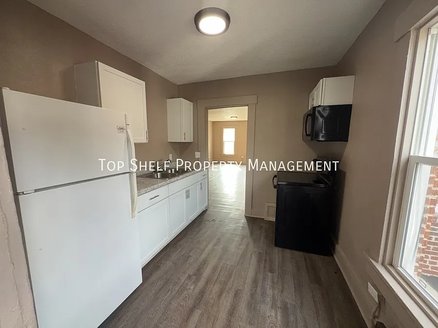 2 bed, 750 sqft, $995 — Photo 3