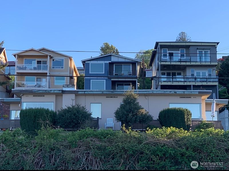 5th image of 10451 Rainier Avenue S