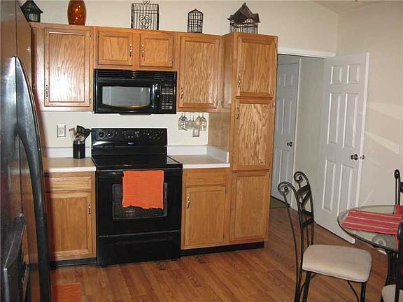 4th image of 1388 Egret Ln