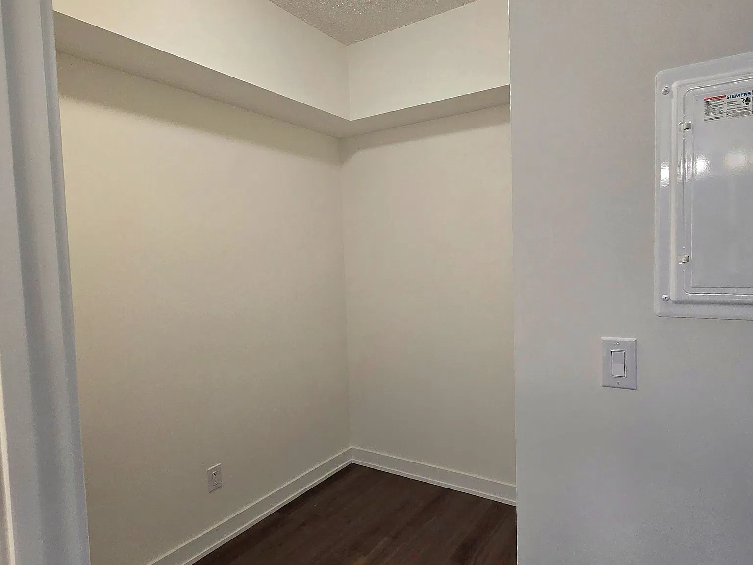 2 bed, $2,200 — Photo 4