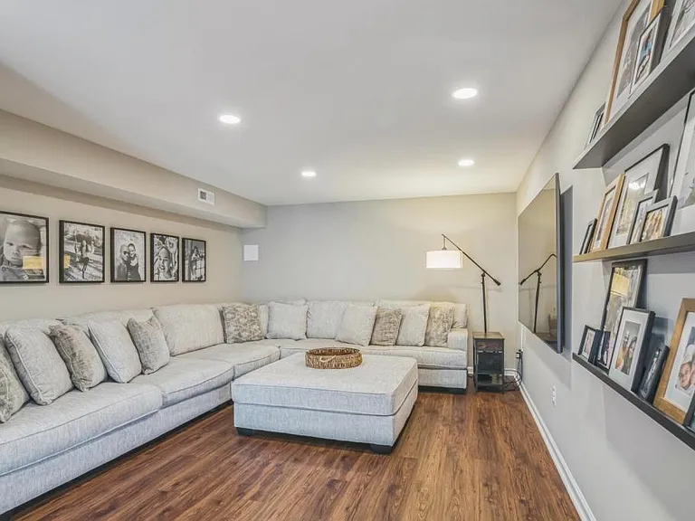 48 Ellison Ct — Photo 8