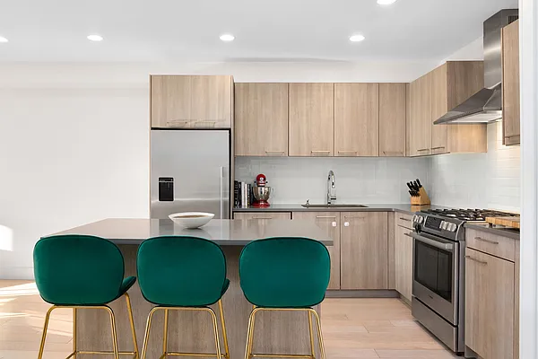 Sold by Compass | media 26