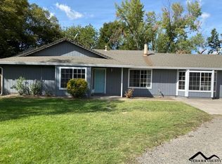 8305 Buena Vista Ave, Los Molinos, CA 96055