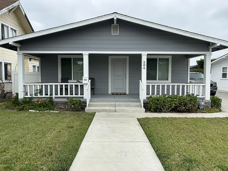 506 N Claudina St — Photo 2