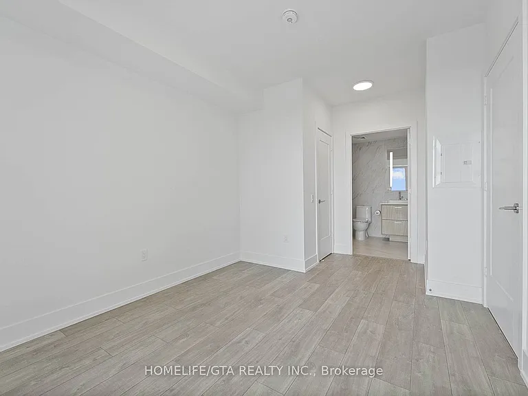 858 Dupont St #602 — Photo 24