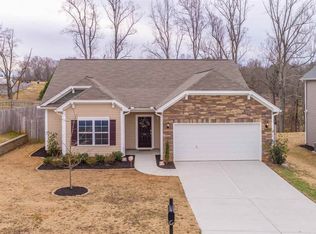 191 Castleton Cir, Boiling Springs, SC 29316