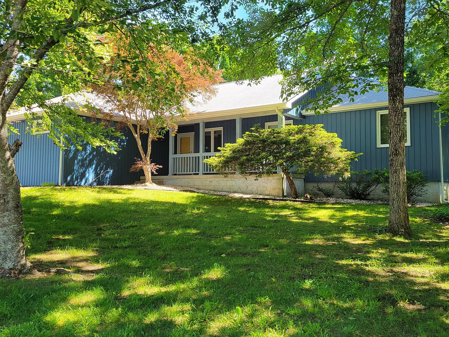 111 Gilford Terrace - . — Photo 1