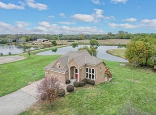 924 E 1938th Rd, Eudora, KS 66025