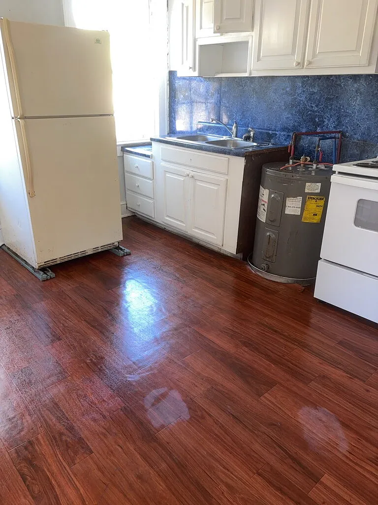 1 bed, 1.0 bath, $750 — Photo 4