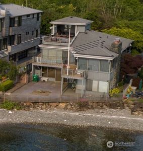 5901 Seaview Avenue NW, Seattle, WA, 98107