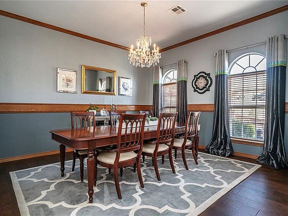 5th image of 10601 Crystal Creek Dr
