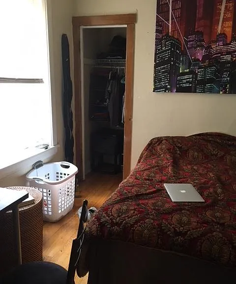 1042 W George St #1R — Photo 9