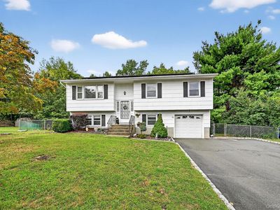10 Flora Court, Stony Pt, NY, 10980