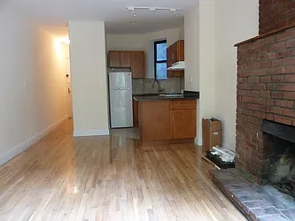 Rented by Chartwell Manhattan Realty