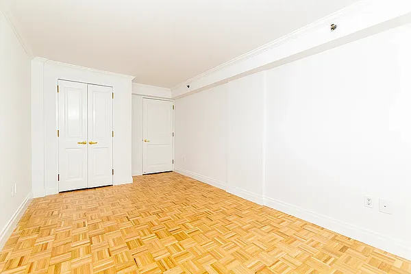 Rented by Corcoran | media 12