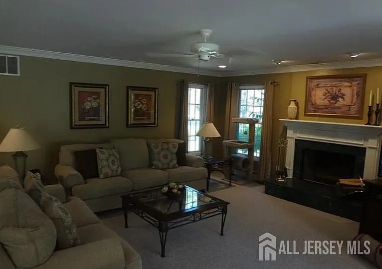 246 Fresh Ponds Rd — Photo 8