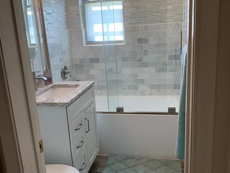 1812 N Queens Ln #217 — Photo 31