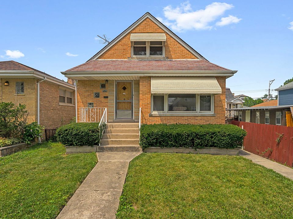 1st image of 2146 N McVicker Ave