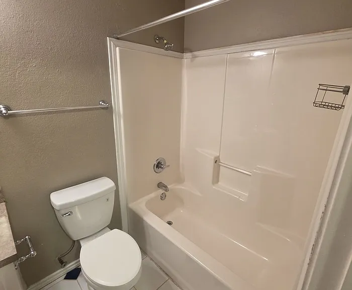 707 Devonian Dr — Photo 22