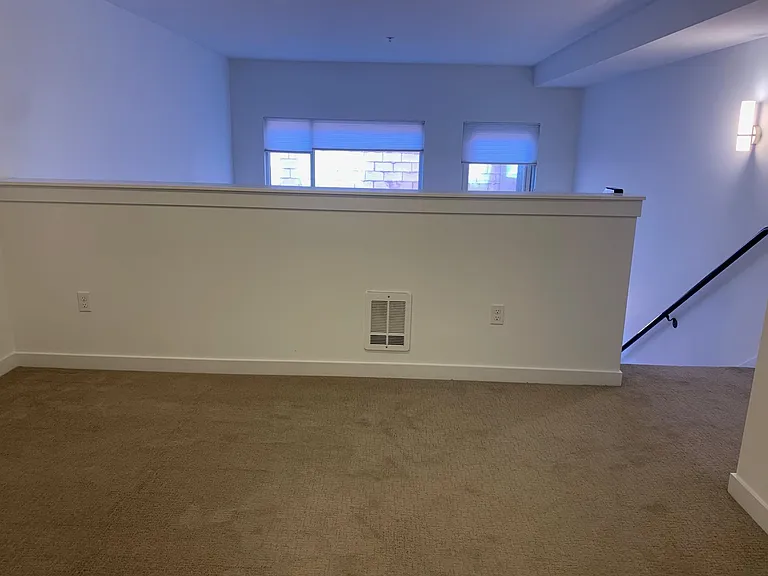 Queen Anne Flats — Photo 104
