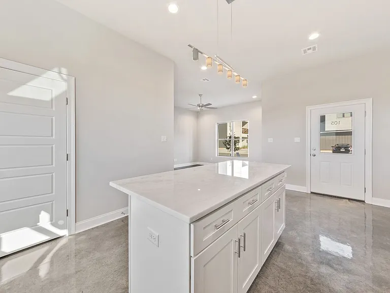 119 Gadwall Dr — Photo 2