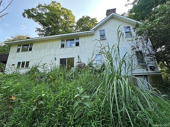 5th image of 129 Blooms Corners Road