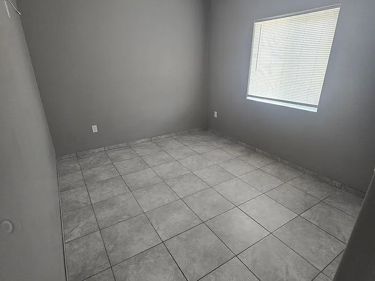 1013 E 36th St #2 — Photo 16
