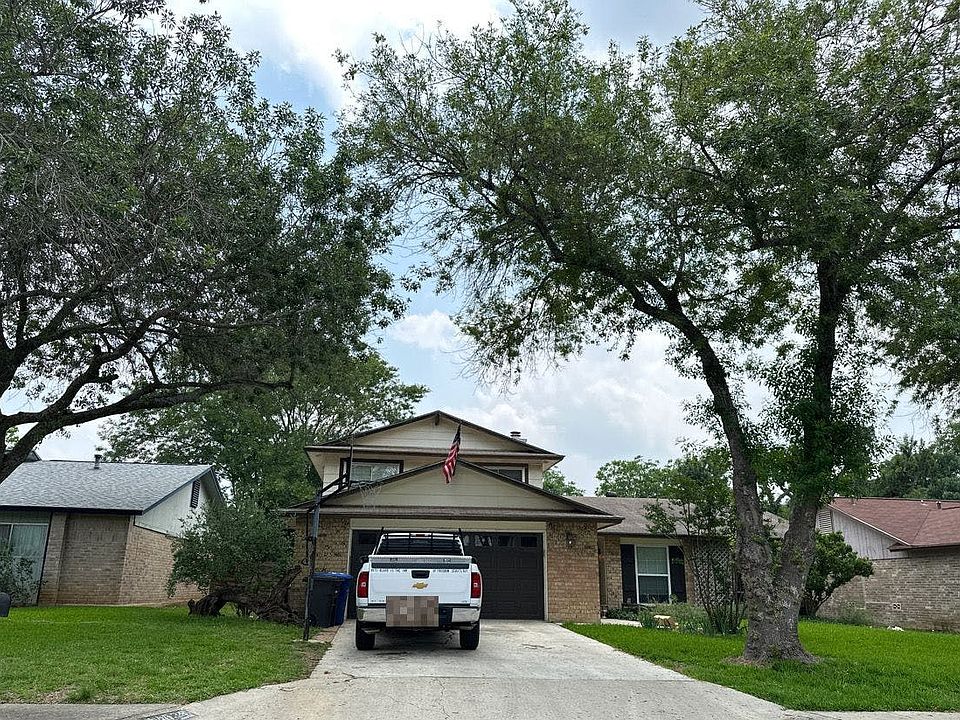 1st image of 11830 Gravetree St