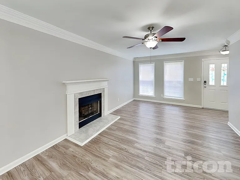 7198 Oxford Bluff Dr — Photo 2